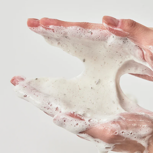 Soin Nettoyant Heartleaf Quercetinol – Mousse Douce & Pores Affinés