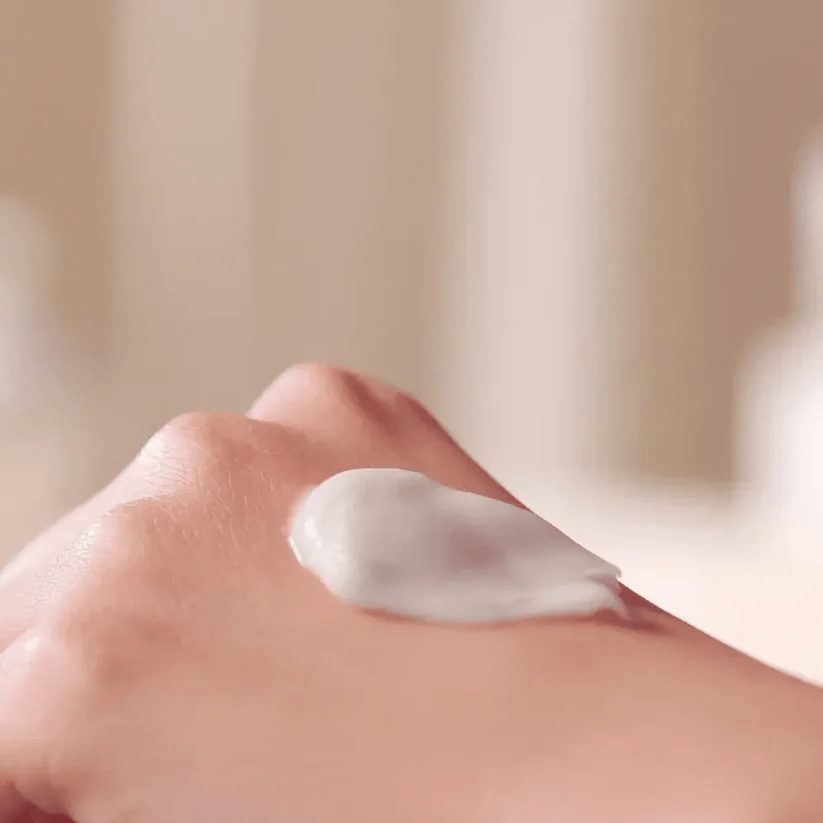 Crème Royale au Ginseng & Miel – Hydratation Intense & Anti-Âge