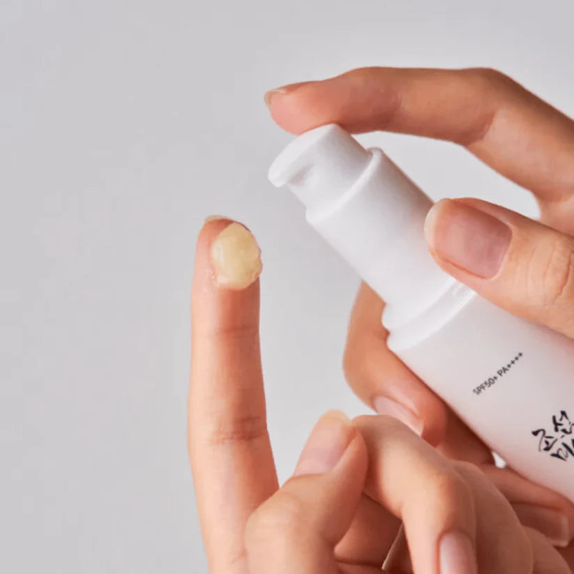 Sérum Solaire au Ginseng SPF50+ PA++++ – Protecteur & Hydratant
